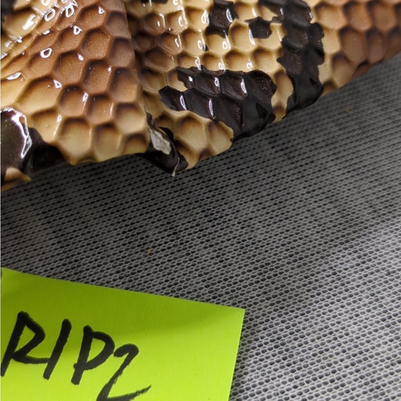 🍭 3/$10 👯‍♀️Host Pick⚡️FREE w/purchase SnakeskinPrint Clutch/Small Purse-w/flaws - Picture 13 of 13